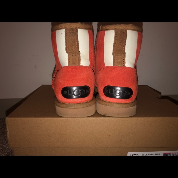 Mini UGGS - Picture 4 of 5